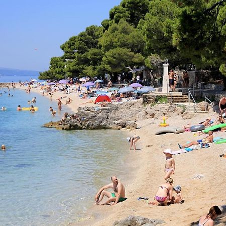 Apartments With A Parking Space Brela, Makarska - 11552 Экстерьер фото