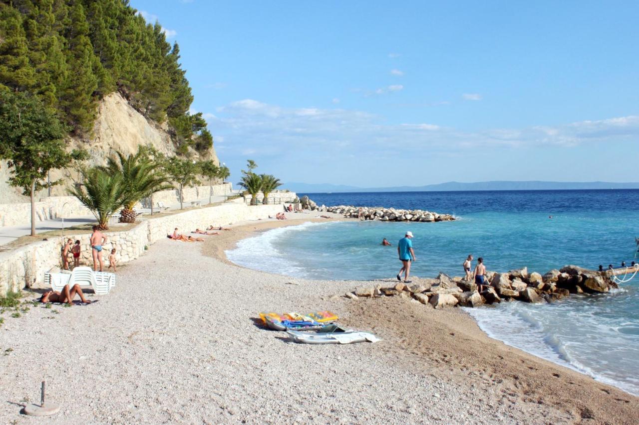 Apartments With A Parking Space Brela, Makarska - 11552 Экстерьер фото